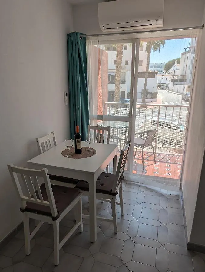 Apartamento Entero, Enormes Piscinas, Terraza Y Playa Benalmádena