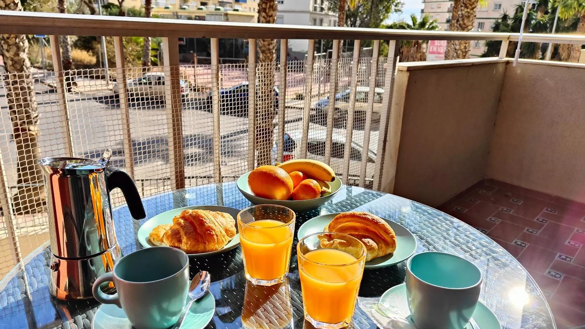 Apartamento Entero, Enormes Piscinas, Terraza Y Playa Benalmádena